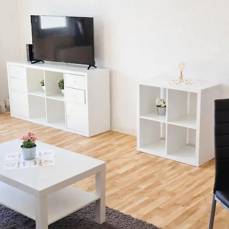 Apartment Gemuetliche Mit Balkon In *