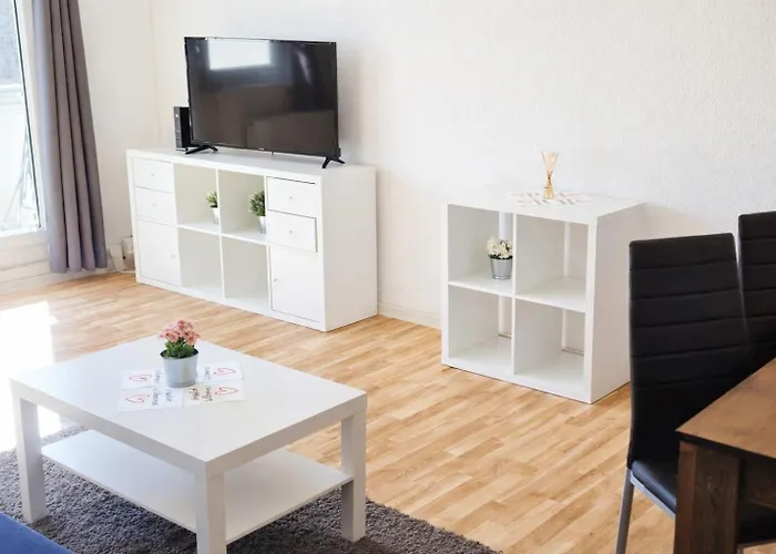 Apartment Gemuetliche Mit Balkon In *